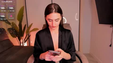 Snapshot of helena_lorente chatting on January 22, 6:41 pm Helen online show from January 22, 6:41 pm