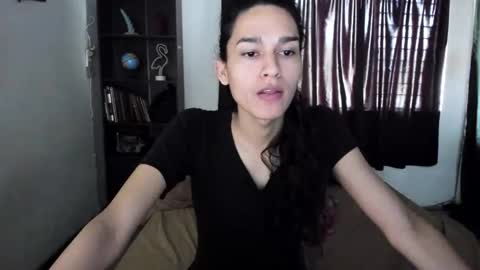 helena_spellman online show from April 6, 4:52 pm