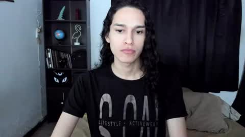 Snapshot of helena_spellman chatting on June 14, 2:46 am helena_spellman online show from June 14, 2:46 am