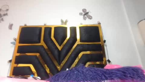 helenahotwet online show from October 31, 1:45 pm