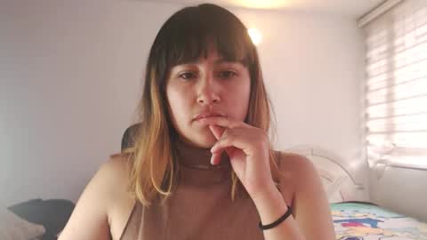 Snapshot of helenajensen chatting on March 3, 9:31 pm Helena online show from March 3, 9:31 pm