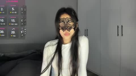 Snapshot of helenblazetrt chatting on July 6, 2:08 am Hi I am Helen online show from July 6, 2:08 am