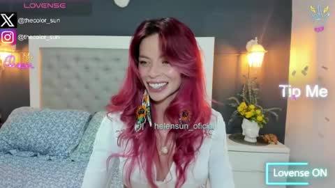 Snapshot of helensun_oficial chatting on May 22, 2:08 am Helen online show from May 22, 2:08 am