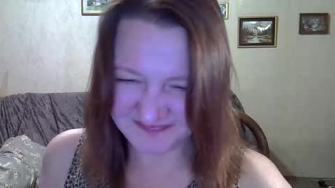 Snapshot of helgacharming chatting on February 8, 7:28 pm helgacharming online show from February 8, 7:28 pm