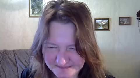 Snapshot of helgacharming chatting on February 14, 7:27 am helgacharming online show from February 14, 7:27 am