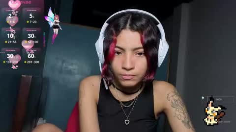 Helia Transfem and Amy online show from October 21, 6:36 am
