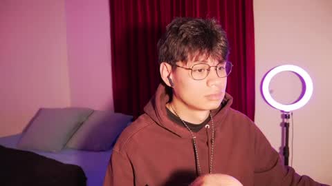 Helio online show from April 7, 1:06 am