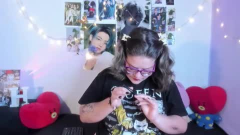 hellen online show from November 25, 3:39 am