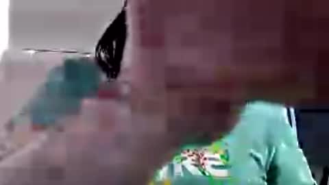 Snapshot of hellen_sevda chatting on August 4, 8:33 pm Hellen Sevda online show from August 4, 8:33 pm