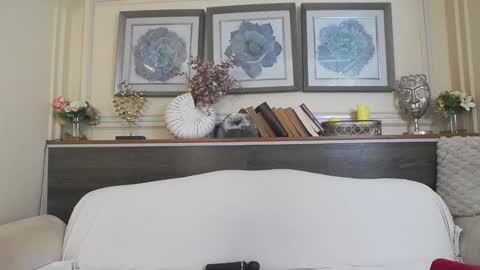    online show from January 25, 7:06 am