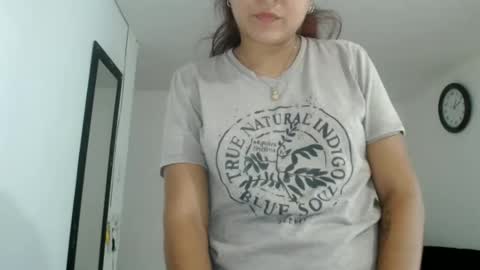Snapshot of hellennmoon chatting on June 8, 3:01 pm Hellen online show from June 8, 3:01 pm