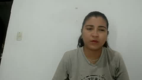 Snapshot of hellennmoon chatting on June 20, 2:36 am Hellen online show from June 20, 2:36 am