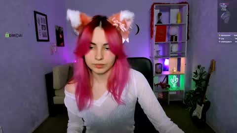 Snapshot of helli_belli chatting on May 1, 7:18 pm Helli online show from May 1, 7:18 pm
