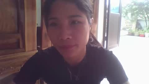 Snapshot of hello_mie chatting on April 9, 1:16 am hello_mie online show from April 9, 1:16 am