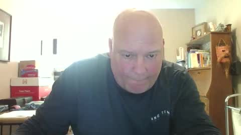 Snapshot of helloforfun111 chatting on May 13, 4:26 pm helloforfun111 online show from May 13, 4:26 pm