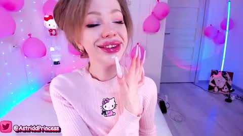 helloiamastrid online show from March 26, 2:00 pm