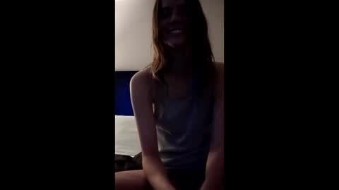 Snapshot of hellokitten123 chatting on March 14, 1:01 am hellokitten123 online show from March 14, 1:01 am