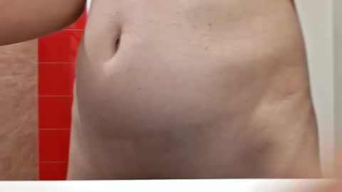 Snapshot of hellokitten123 chatting on April 10, 5:45 am hellokitten123 online show from April 10, 5:45 am