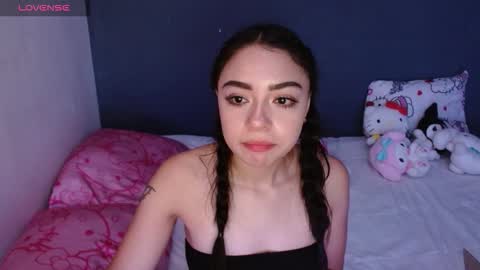 hellokitty_valery1 online show from February 14, 4:20 am