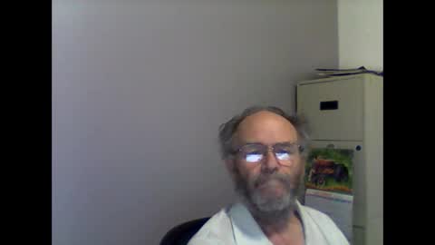 helopilot01 online show from October 21, 12:33 am