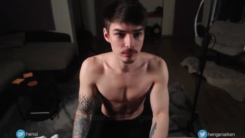 Snapshot of hengen_aiken chatting on February 26, 8:54 pm Hengen Aiken online show from February 26, 8:54 pm