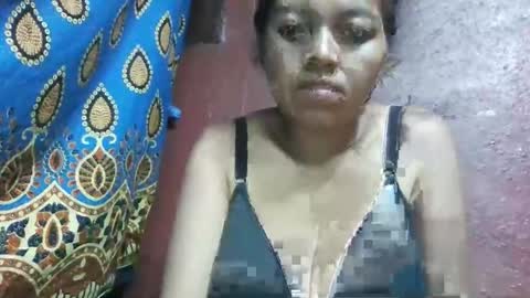 Snapshot of henitsaldy chatting on September 27, 7:08 pm henitsaldy online show from September 27, 7:08 pm