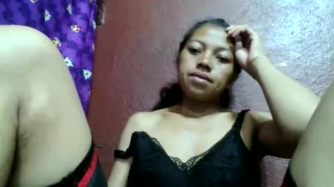 Snapshot of henitsaldy chatting on May 6, 5:03 am henitsaldy online show from May 6, 5:03 am
