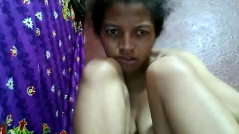 Snapshot of henitsaldy chatting on May 10, 6:57 pm henitsaldy online show from May 10, 6:57 pm
