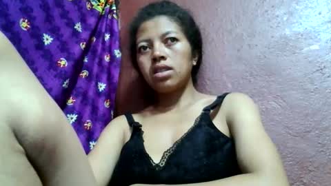 Snapshot of henitsaldy chatting on May 13, 7:06 am henitsaldy online show from May 13, 7:06 am
