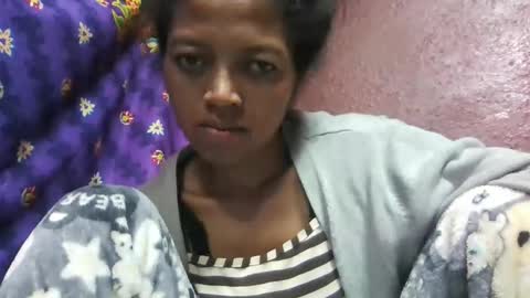 Snapshot of henitsaldy chatting on May 16, 10:36 am henitsaldy online show from May 16, 10:36 am