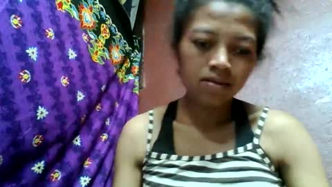 Snapshot of henitsaldy chatting on May 20, 2:56 pm henitsaldy online show from May 20, 2:56 pm