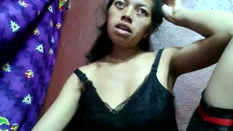 Snapshot of henitsaldy chatting on May 30, 4:48 pm henitsaldy online show from May 30, 4:48 pm