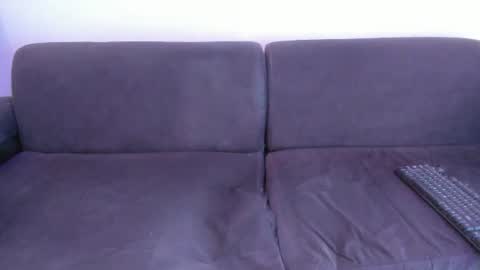Snapshot of henrik_senn chatting on July 9, 11:03 am henrik_senn online show from July 9, 11:03 am