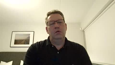 henrikrp1971 online show from September 14, 9:25 pm