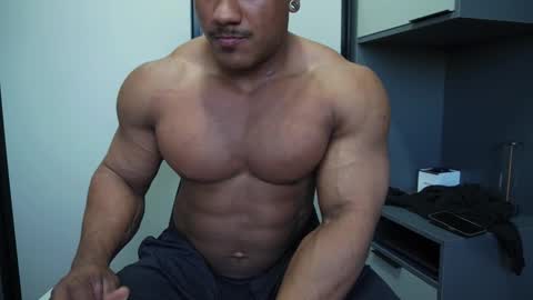 Henri online show from October 22, 9:03 pm