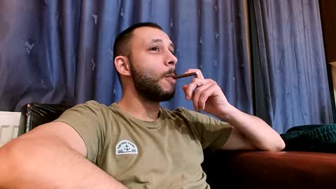 HenryAxe online show from January 1, 11:38 am