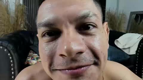 henrydouglas online show from March 18, 6:05 am