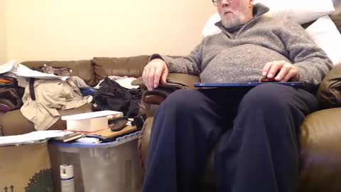 Snapshot of henryjxxx chatting on January 11, 12:12 am henryjxxx online show from January 11, 12:12 am