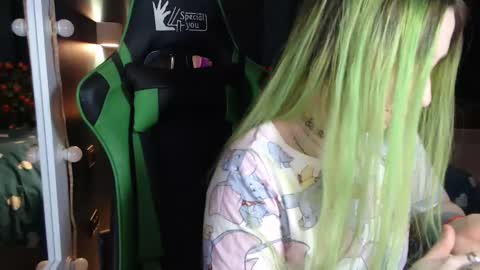 Snapshot of hentaishiing chatting on February 24, 5:31 pm Hentaishiing online show from February 24, 5:31 pm