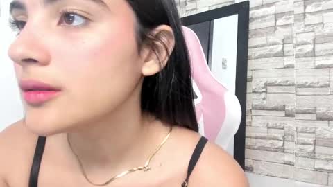 hera_elis online show from December 29, 7:32 pm