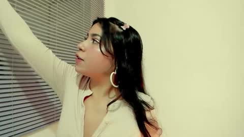 hera online show from March 28, 10:53 pm