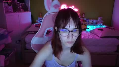 Snapshot of heraluna_ chatting on July 23, 8:51 pm HeraLuna online show from July 23, 8:51 pm