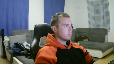 John Pearl online show from February 9, 9:39 pm