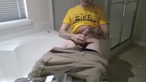 Snapshot of here4fantasyyy chatting on May 1, 2:32 pm here4fantasyyy online show from May 1, 2:32 pm