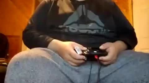 Snapshot of hereforbootyyy chatting on December 2, 5:59 am Hereforbootyyyy online show from December 2, 5:59 am