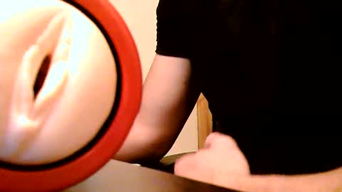 mr D online show from December 5, 11:41 am