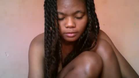 Snapshot of herisse01 chatting on June 2, 6:26 am herisse01 online show from June 2, 6:26 am