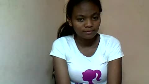 Snapshot of herisse01 chatting on June 20, 10:01 pm herisse01 online show from June 20, 10:01 pm