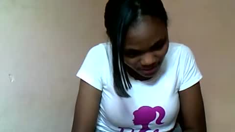 Snapshot of herisse01 chatting on June 21, 10:07 am herisse01 online show from June 21, 10:07 am