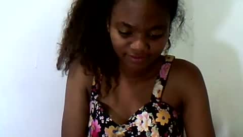 Snapshot of herisse01 chatting on July 28, 5:12 pm herisse01 online show from July 28, 5:12 pm